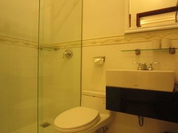 Hotel Scat Hotel- New World Ben Thanh 3*
